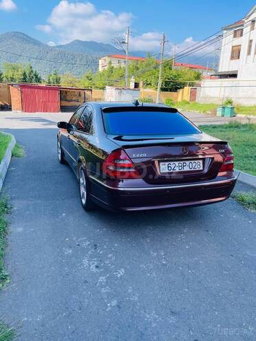 Mercedes E 200 2006, 432,532 km - 2.2 l - Zaqatala
