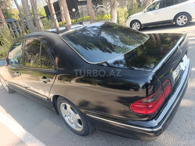 Mercedes E 270 2001, 444,000 km - 2.7 l - Sumqayıt