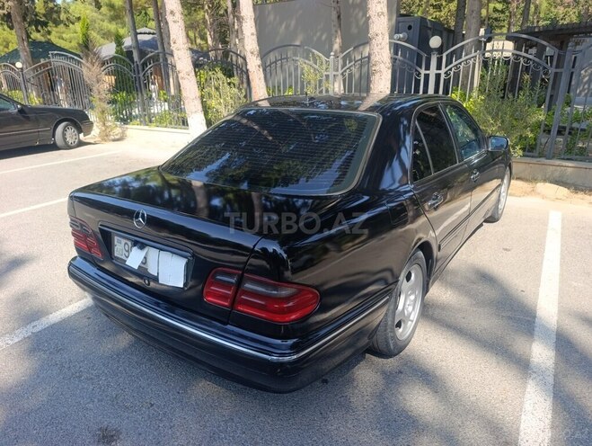 Mercedes E 270 2001, 444,000 km - 2.7 l - Sumqayıt