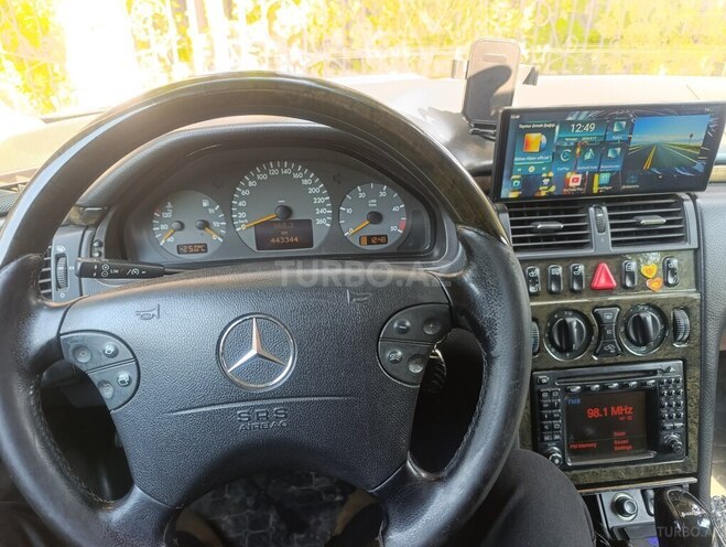Mercedes E 270 2001, 444,000 km - 2.7 l - Sumqayıt