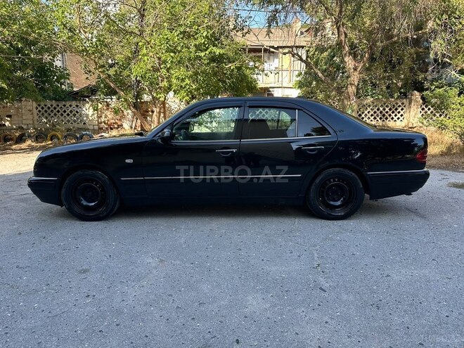 Mercedes E 240 1999, 344,200 km - 2.4 l - Bakı
