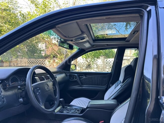 Mercedes E 240 1999, 344,200 km - 2.4 l - Bakı