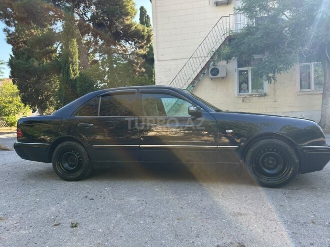 Mercedes E 240 1999, 344,200 km - 2.4 l - Bakı
