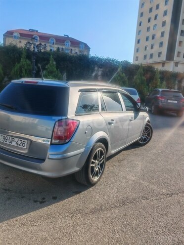 Opel Astra 2010, 290,000 km - 1.3 l - Bakı