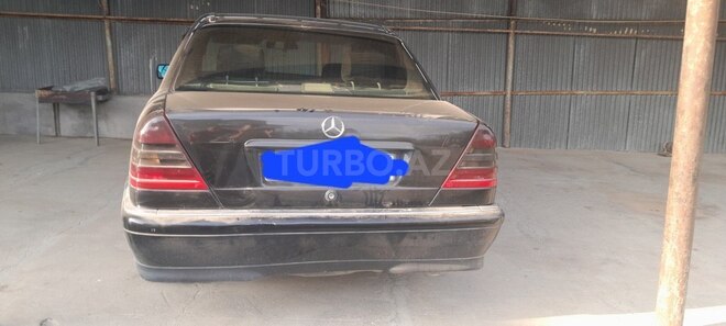 Mercedes C 220 1999, 250,000 km - 2.2 л - Masallı