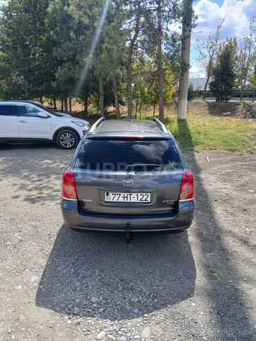 Toyota Avensis 2007, 260,000 km - 2.0 l - Yevlax
