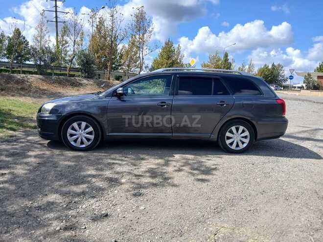 Toyota Avensis 2007, 260,000 km - 2.0 l - Yevlax