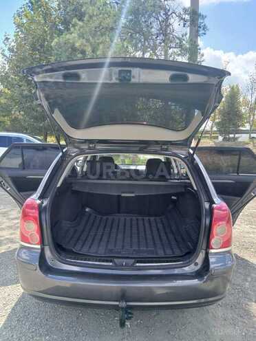Toyota Avensis 2007, 260,000 km - 2.0 l - Yevlax