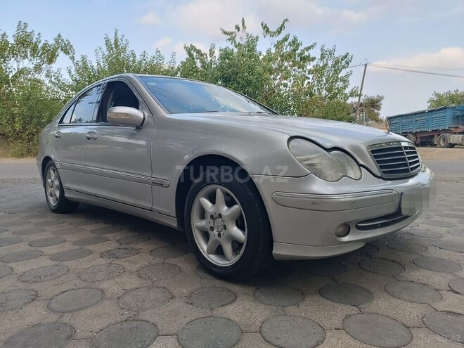 Mercedes C 240 2001, 320,000 km - 2.6 l - Masallı