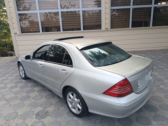 Mercedes C 240 2001, 320,000 km - 2.6 l - Masallı