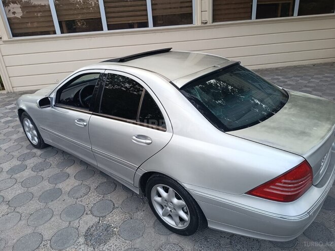 Mercedes C 240 2001, 320,000 km - 2.6 l - Masallı