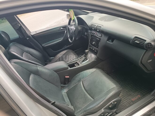 Mercedes C 240 2001, 320,000 km - 2.6 l - Masallı