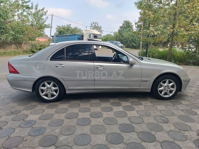 Mercedes C 240 2001, 320,000 km - 2.6 l - Masallı