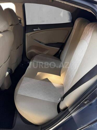 Hyundai Accent 2011, 221,000 km - 1.6 l - Bakı