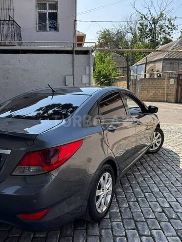 Hyundai Accent 2011, 221,000 km - 1.6 l - Bakı