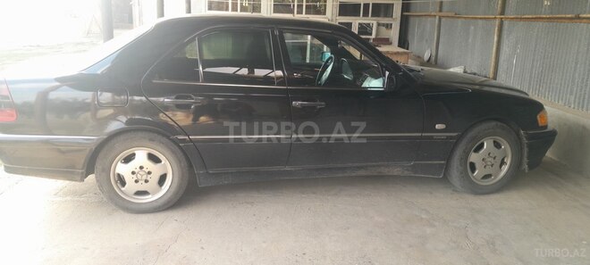 Mercedes C 220 1999, 250,000 km - 2.2 л - Masallı
