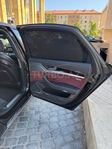 Audi A8 2014, 93,000 km - 4.0 l - Bakı