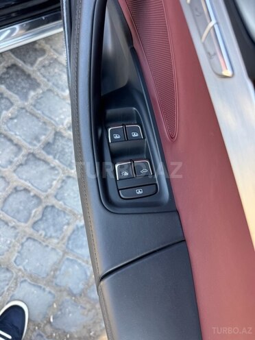 Audi A8 2014, 93,000 km - 4.0 l - Bakı