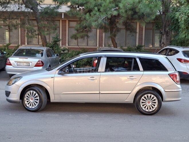 Opel Astra 2006, 320,000 km - 1.4 l - Sumqayıt