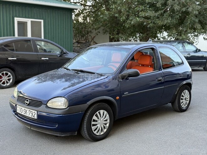 Opel Corsa 1997, 220,000 km - 1.4 l - Bakı