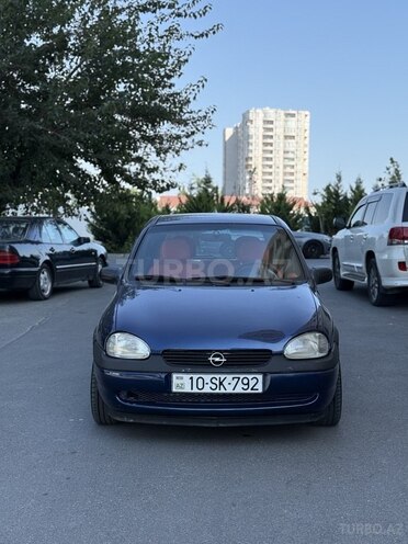 Opel Corsa 1997, 220,000 km - 1.4 l - Bakı