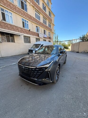 Changan  2025, 90,000 km - 1.5 л - Bakı