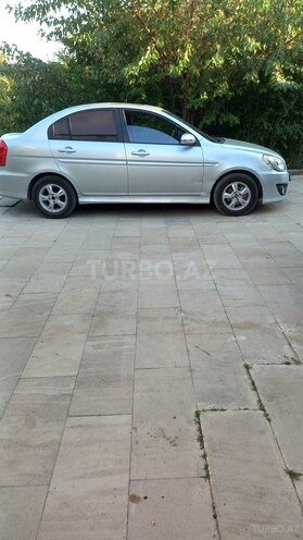 Hyundai Verna 2009, 208,000 km - 1.4 л - Bakı