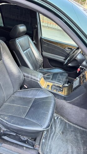 Mercedes E 230 1996, 336,000 km - 2.3 l - Xırdalan