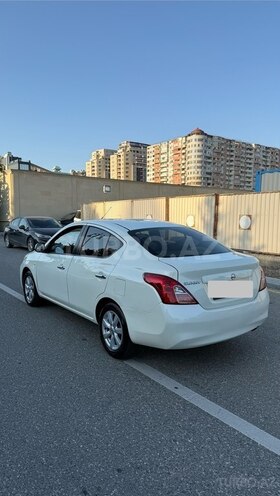Nissan Sunny 2013, 168,000 km - 1.5 л - Bakı