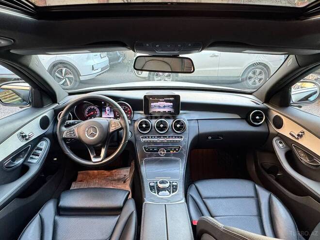 Mercedes C 300 2018, 63,940 km - 2.0 l - Bakı