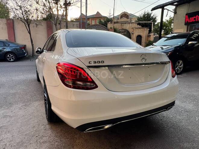 Mercedes C 300 2018, 63,940 km - 2.0 l - Bakı