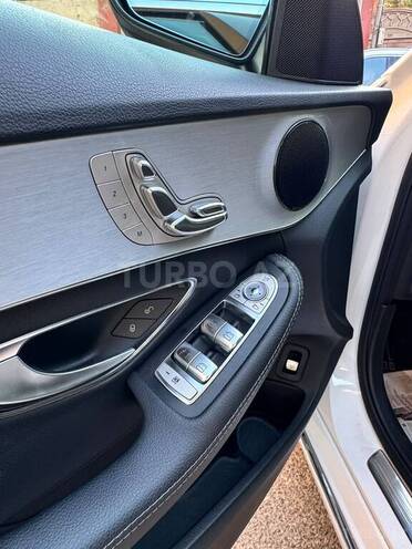 Mercedes C 300 2018, 63,940 km - 2.0 l - Bakı