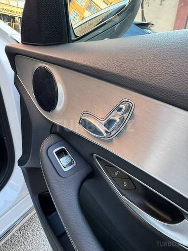 Mercedes C 300 2018, 63,940 km - 2.0 l - Bakı