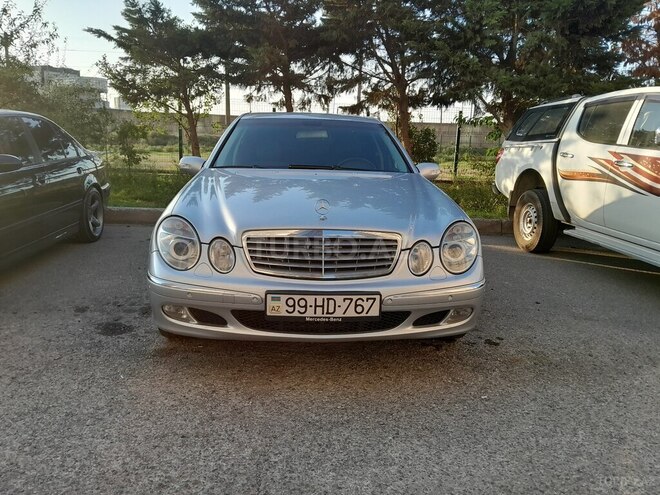 Mercedes E 220 2004, 376,000 km - 2.2 l - Bakı