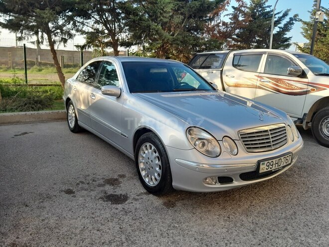 Mercedes E 220 2004, 376,000 km - 2.2 l - Bakı