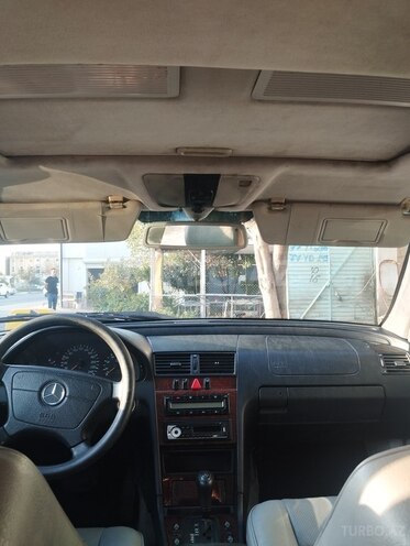 Mercedes C 200 1999, 264,123 km - 2.0 l - Bakı