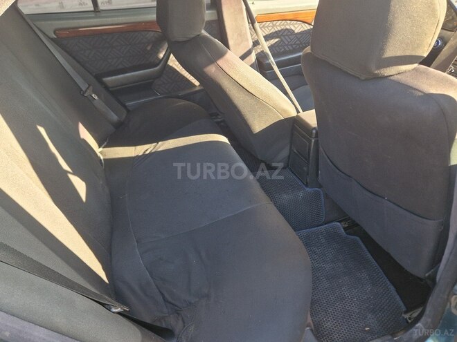 Mercedes C 220 1995, 256,800 km - 2.2 л - Gəncə