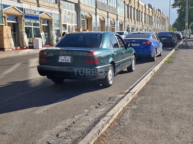 Mercedes C 220 1995, 256,800 km - 2.2 л - Gəncə