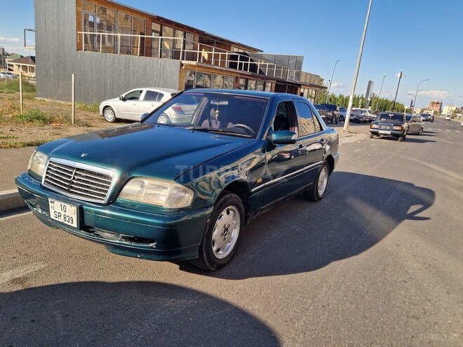 Mercedes C 220 1995, 256,800 km - 2.2 л - Gəncə