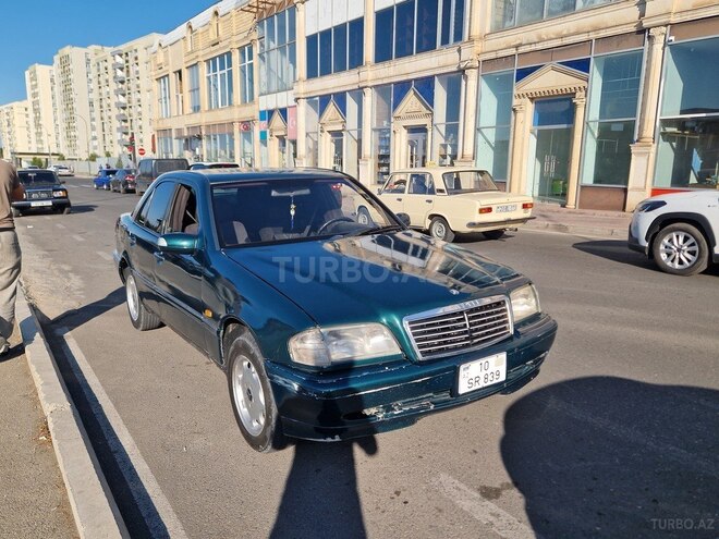 Mercedes C 220 1995, 256,800 km - 2.2 л - Gəncə