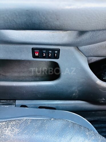 BMW 525 2002, 250,000 km - 2.5 l - Bakı