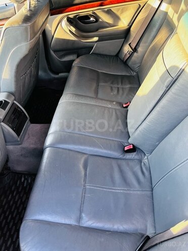 BMW 525 2002, 250,000 km - 2.5 l - Bakı
