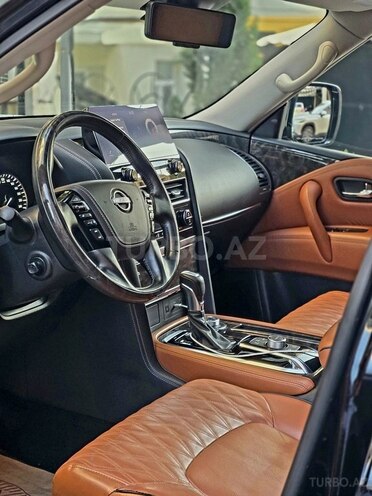 Nissan Patrol 2023, 124,000 km - 4.0 l - Bakı