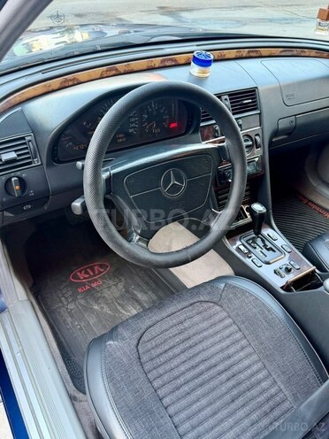 Mercedes C 240 1997, 358,000 km - 2.4 л - Sumqayıt