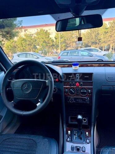 Mercedes C 240 1997, 358,000 km - 2.4 л - Sumqayıt