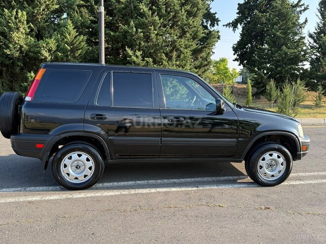 Honda CR-V 2001, 231,000 km - 2.0 л - Qax