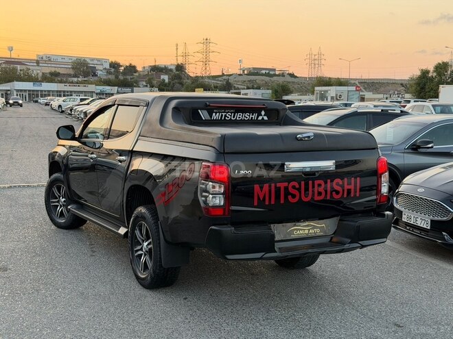 Mitsubishi L200 2021, 158,000 km - 2.4 л - Bakı