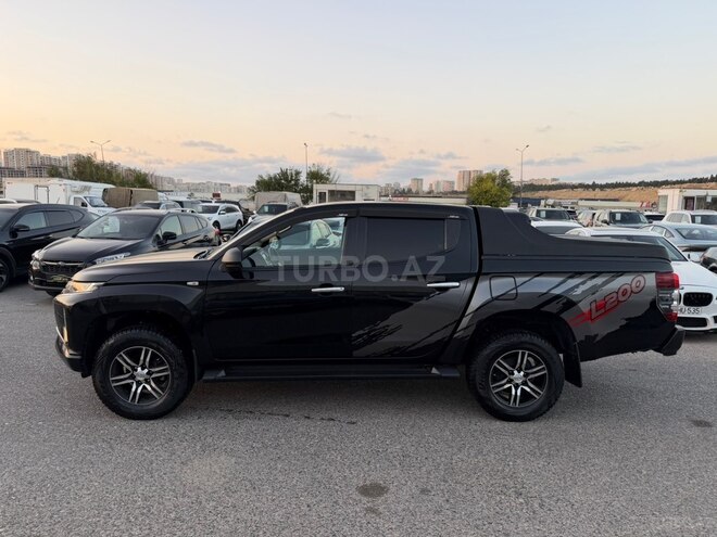 Mitsubishi L200 2021, 158,000 km - 2.4 л - Bakı