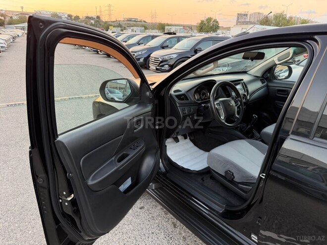 Mitsubishi L200 2021, 158,000 km - 2.4 л - Bakı