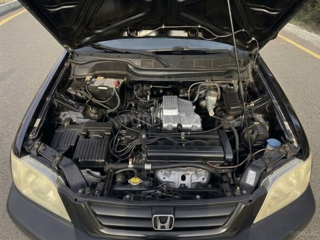 Honda CR-V 2001, 231,000 km - 2.0 л - Qax